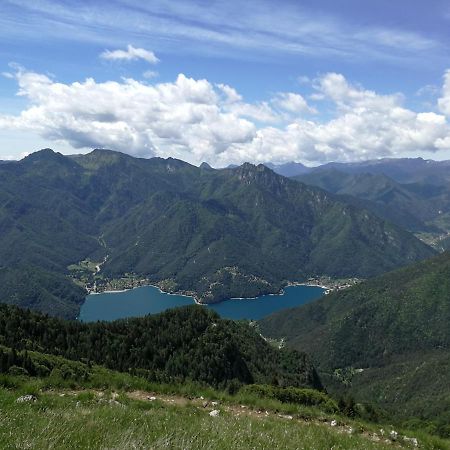 Casa Luca E Cristina Villa Mezzolago Luaran gambar