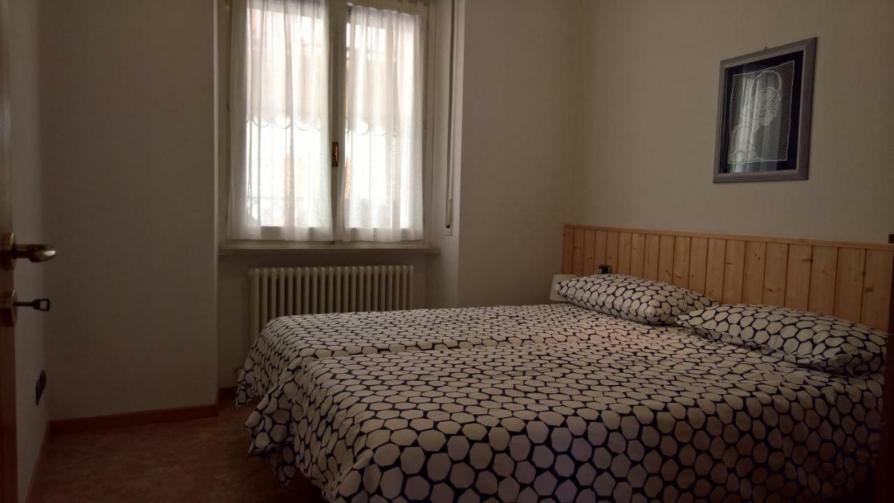 Casa Luca E Cristina Villa Mezzolago Luaran gambar