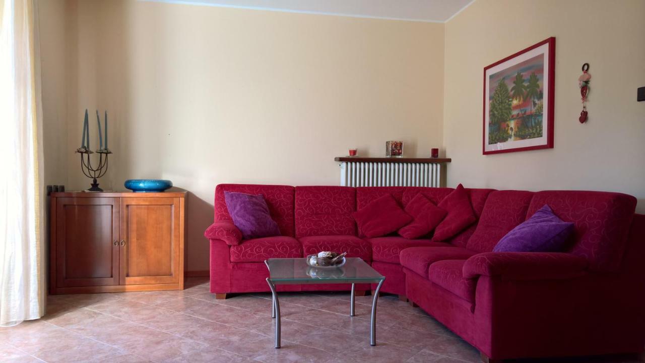 Casa Luca E Cristina Villa Mezzolago Luaran gambar