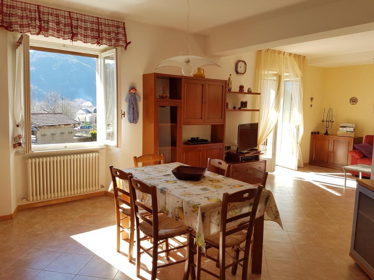 Casa Luca E Cristina Villa Mezzolago Luaran gambar